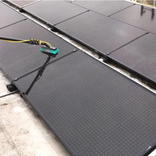 hoe vaak zonnepanelen reinigen